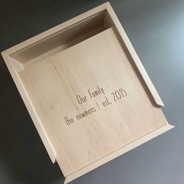 Элегантные подарочные коробки из фанеры и МДФ с вашим логотипом!