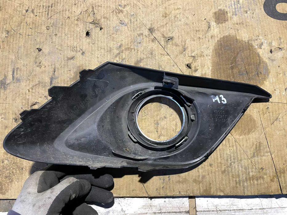 Декоративна Облицовка Халоген bje1-50c21 Mazda3 2014 2.0бен 121kW