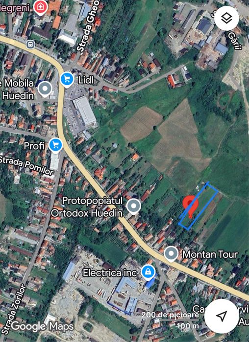 Vând teren intravilan  parcelabil in Huedin