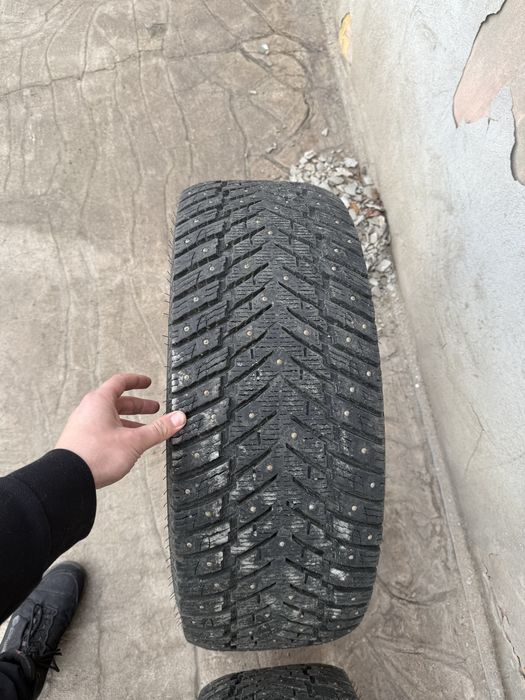 Шины зимние крузер 200