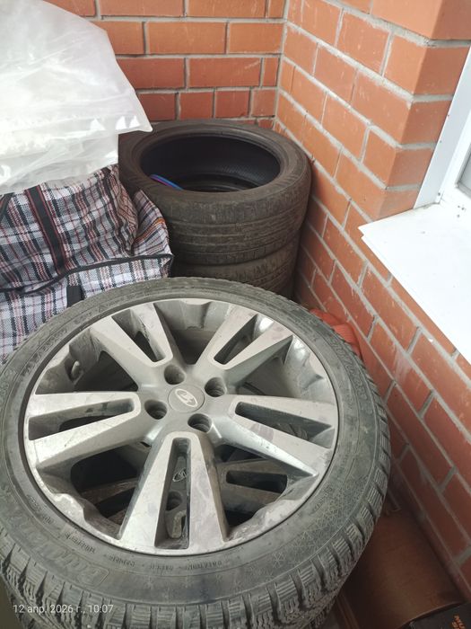 Диски с 2 комплектами шин