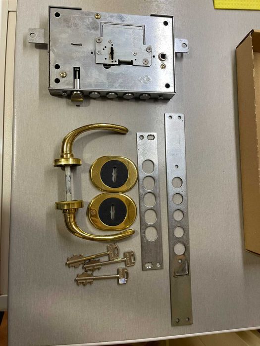 Брава SECUREMME с три бр. ключове