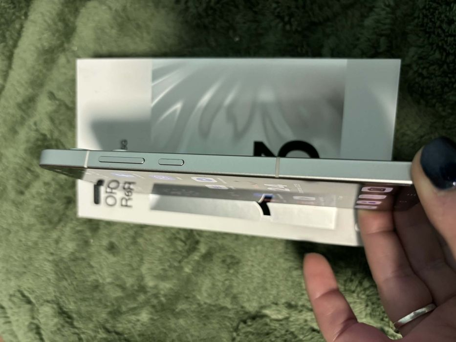 OPPO Reno13 5g 256gb