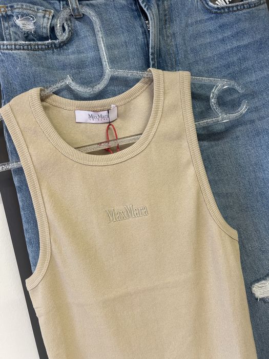 Дамски тениски и потник”Max Mara”