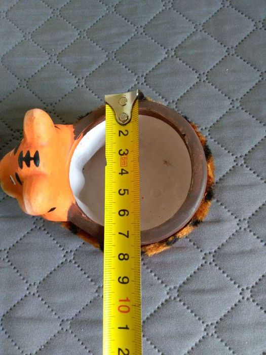 Кашпа -керамична  за цветя