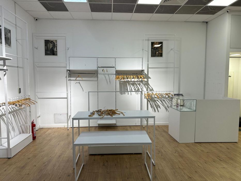 Mobilier lux magazin