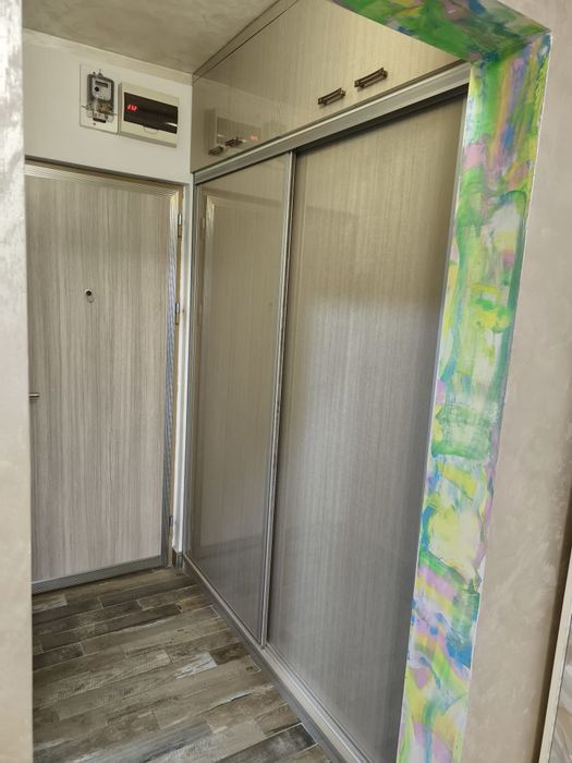 Închiriez garsoniera