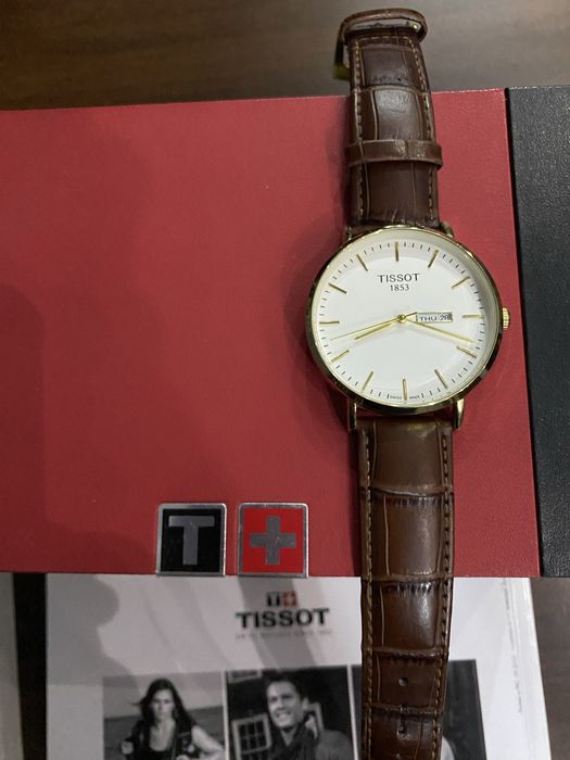 Продам часы Tissot!
