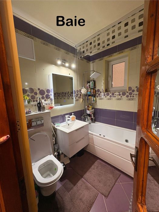 Vand apartament cu 3 camere etaj3/4