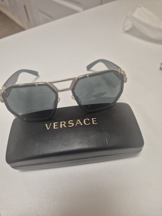 Vand ochelari Versace