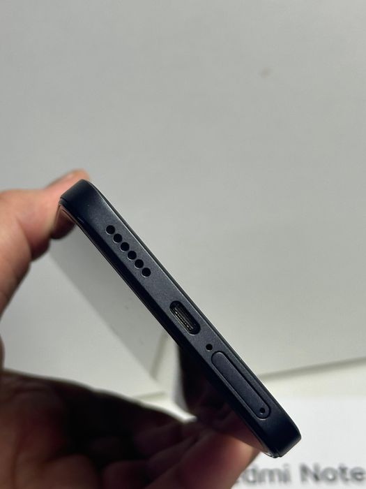 Продам новый Redmi Note 14 256г