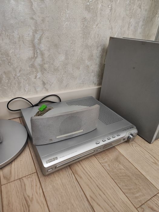 Домашний кинотеатр