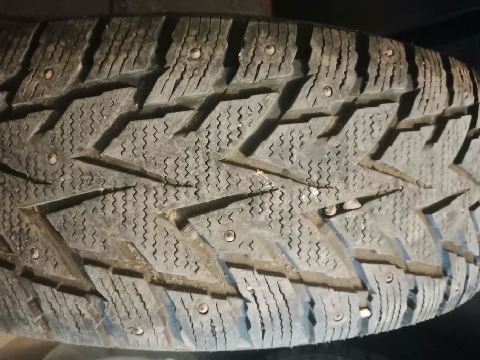 Продам Диски с шинами в отличном состоянии