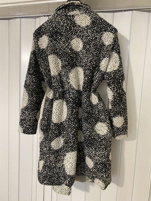 Дамско палто до коляното