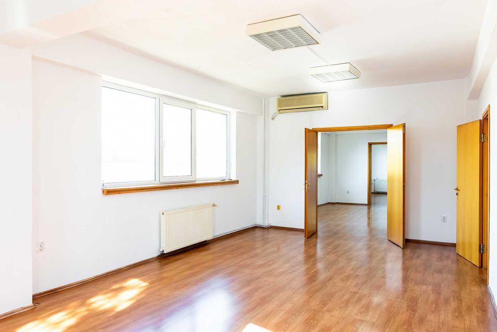 Spațiu Premium Luminos (160 mp) – Etaj 1 | Scară Privată | Birouri | Central