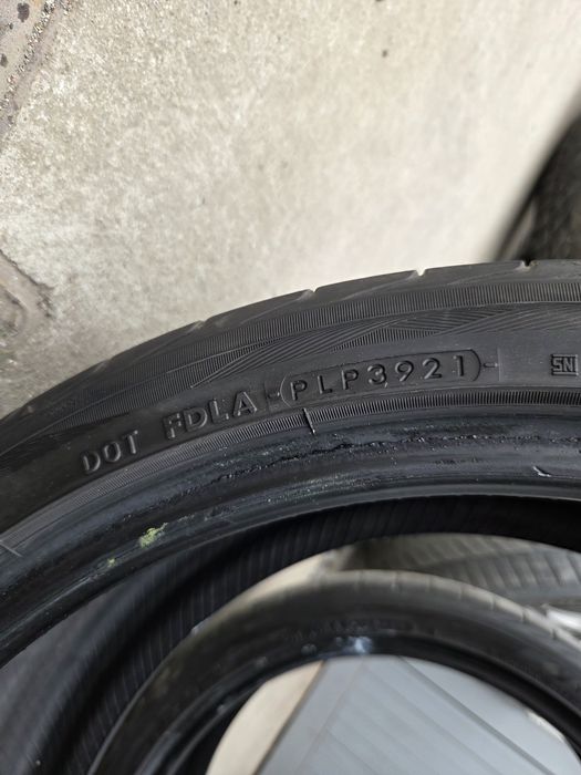 4 летни гуми Yokohama advan sport v105 dot 11.2021. Предни 245/35/20, Задни 275/30/20. Грайфер 4мм