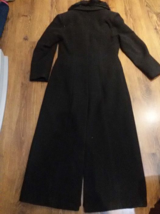 Дамски дълак бълтон