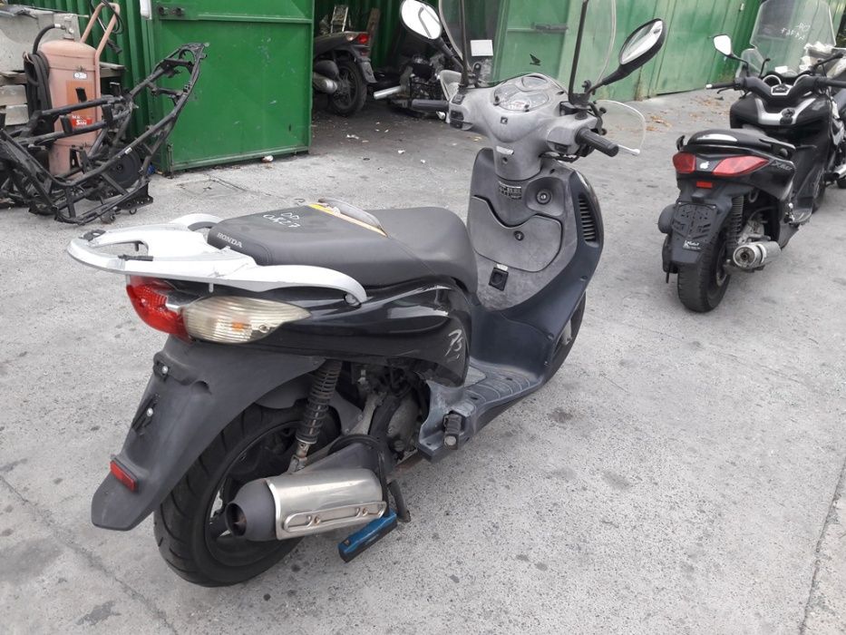 Мотоциклет,скутер Хонда Пи Ес( Honda Ps) 125-150-на части