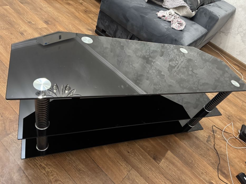 Тумба под телевизор