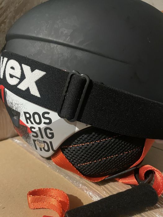 Детска каска за ски с очила