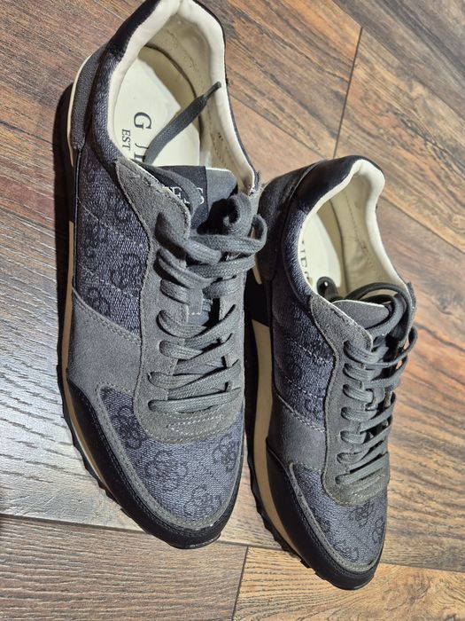 Кроссовки мужские Guess