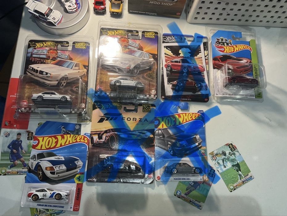 Обменяю машинки хот вилс