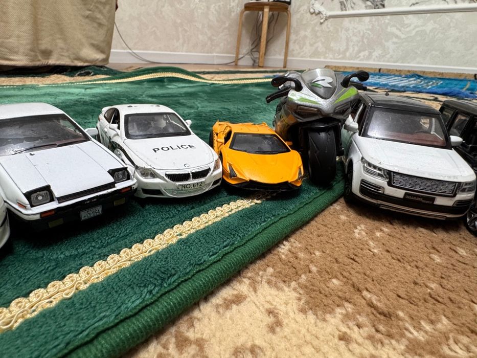 Железные машинки