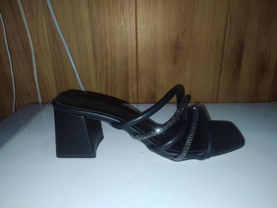 Женская обувь размер 40