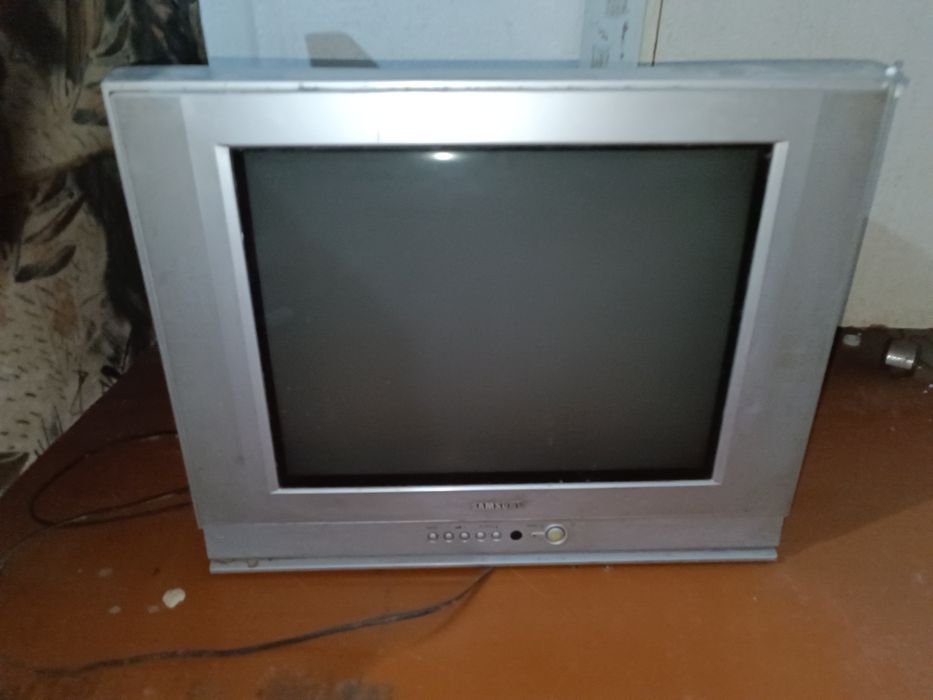 Телевизор Самсунг