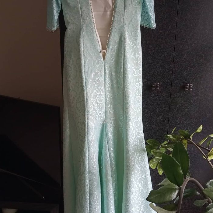 cвадебное платье-русалка,44-46 размера