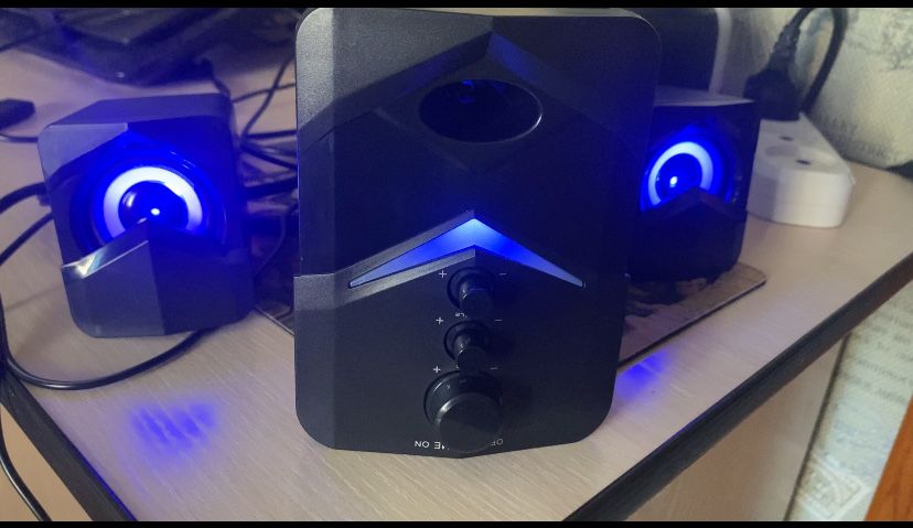 Колонка для ноутов либо для компьютера