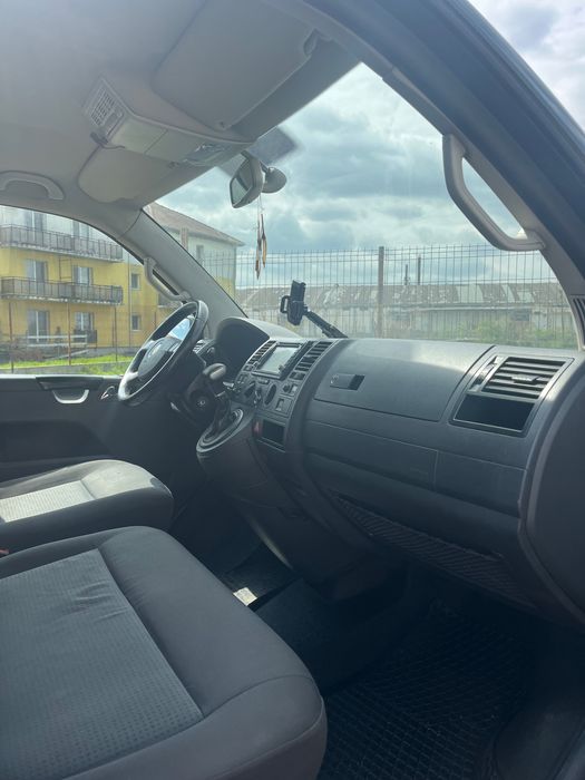 Volkswagen T5 Caravelle  Automatic