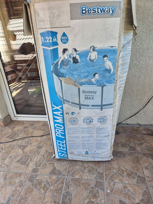 Piscină Bestwey de vânzare.