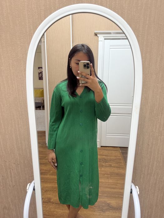 Платье в хорошем состояние