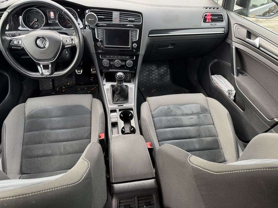 Volkswagen Golf 2017 diesel, 7.439 € — imagine 5