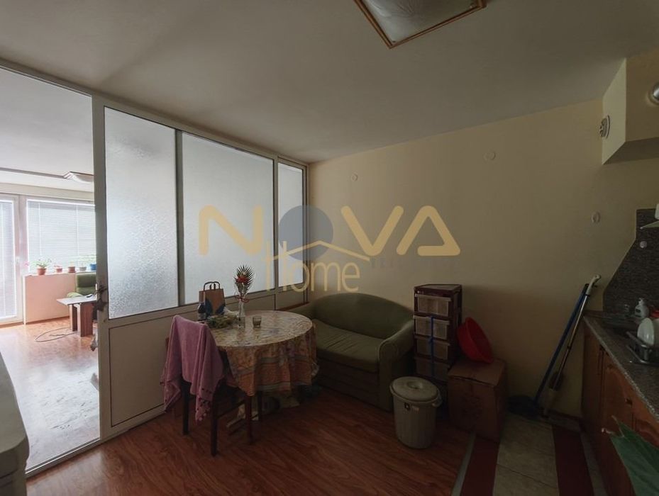 Продава се Двустаен апартамент в Варна, Левски - 88 кв.м за 1072 €/кв.м - Снимка #10