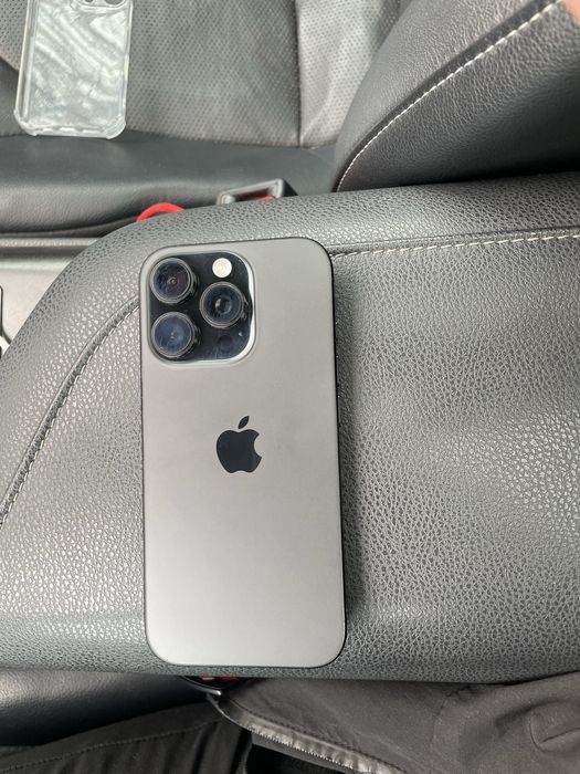 iPhone 16 pro 128 gb