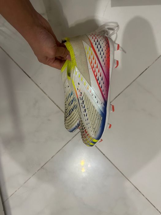 Футбольные кроссовки Adidas