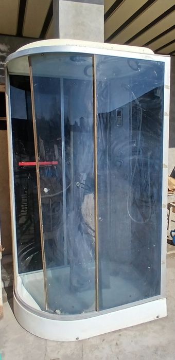 Душавой кабина сотилади