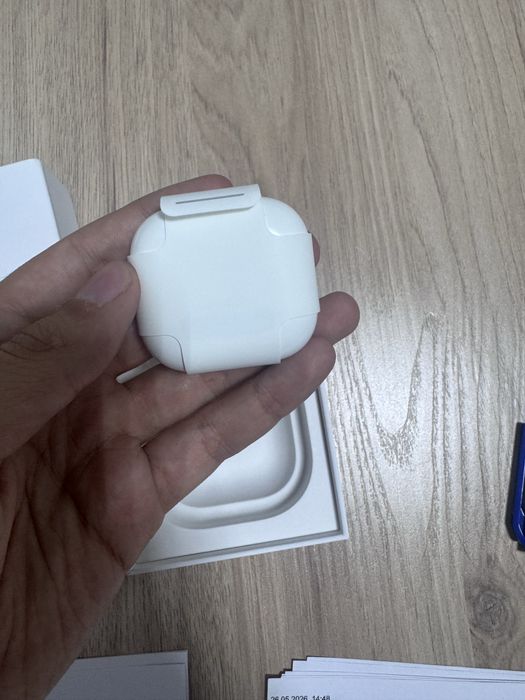 Apple airpods 4 anc