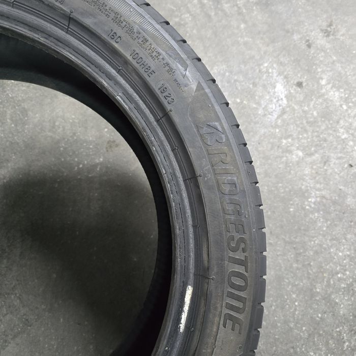 2x 215/50/18 VARA BRIDGESTONE 2023 Stare excelentă