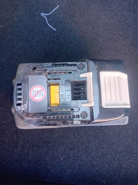 Acumulator makita nou