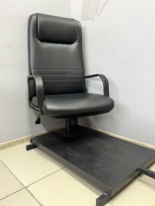 Продам педикюрное кресло