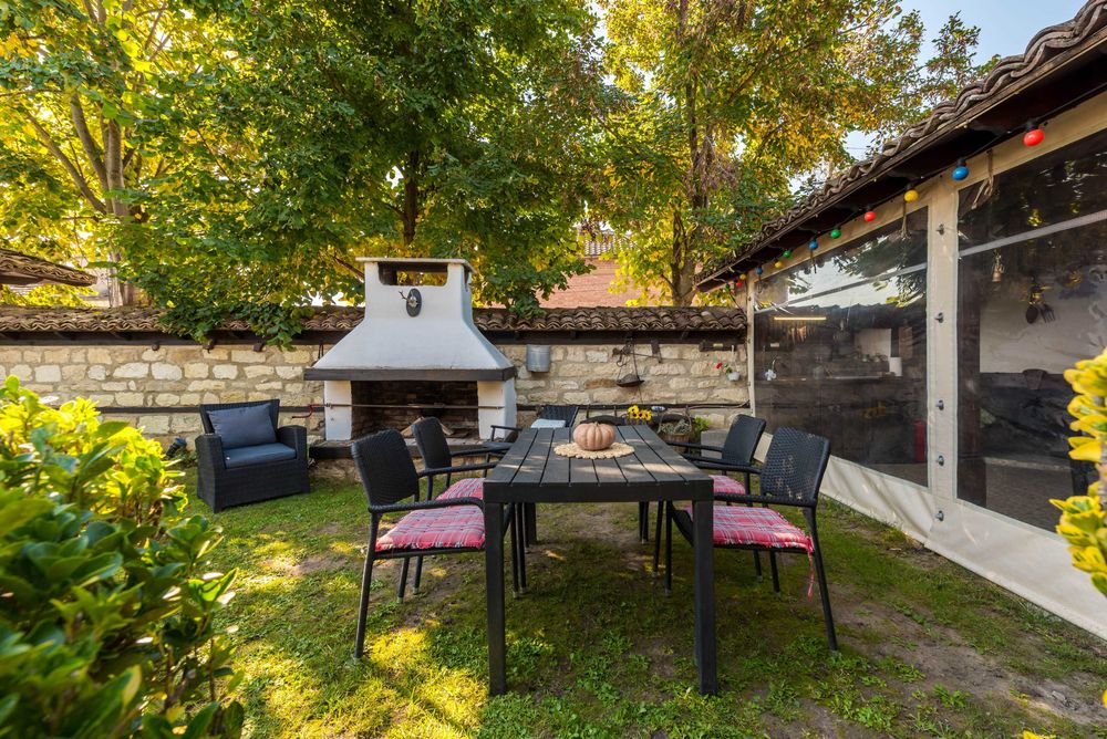 Продава се Къща в Варна, Гръцка махала - 185 кв.м за 1622 €/кв.м - Снимка #8