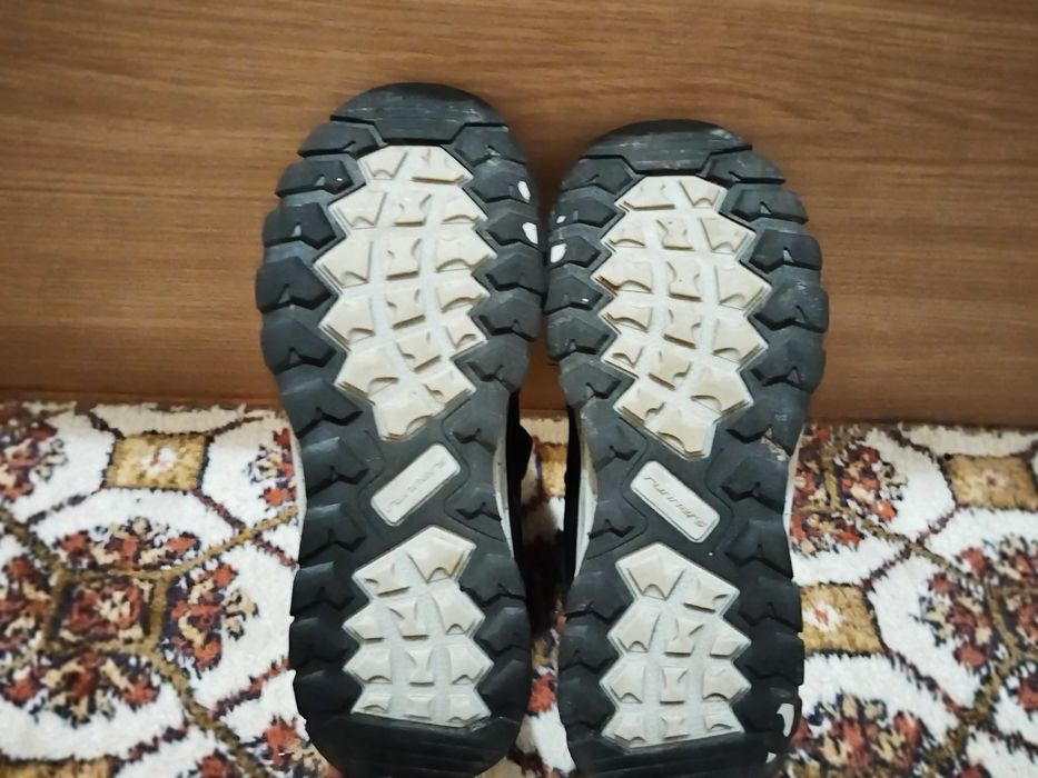 Черни зимни боти  Runners