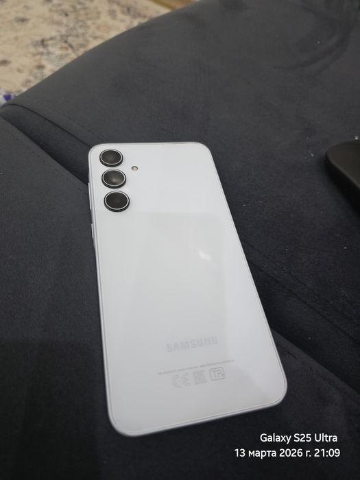 Samsung A35 в отличном состоянии