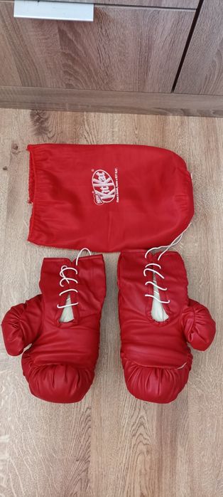 Детски боксови ръкавици с калъф