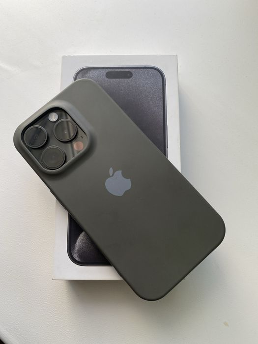 Продам iPhone 15 pro 128gb