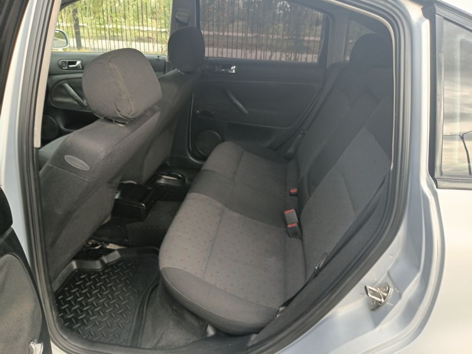 Отличный Wolkswagen Passat Б5