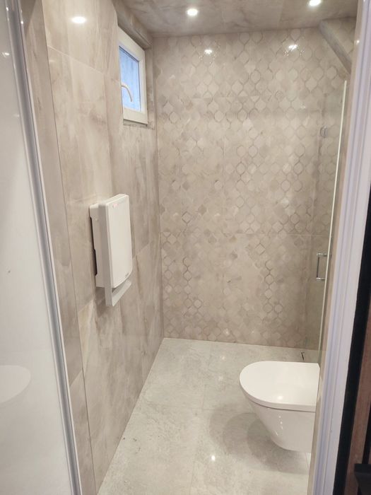 Продава се обзаведен апартамент!